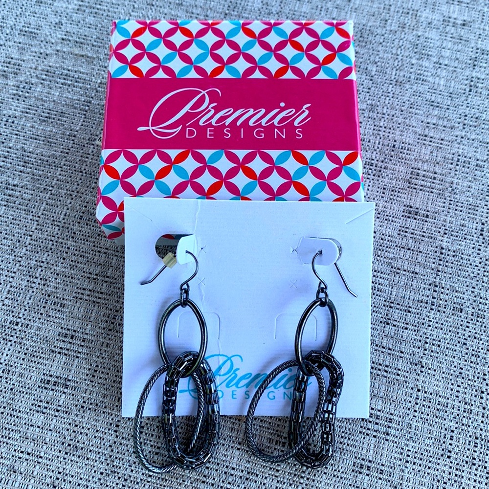 Premier Designs Earrings